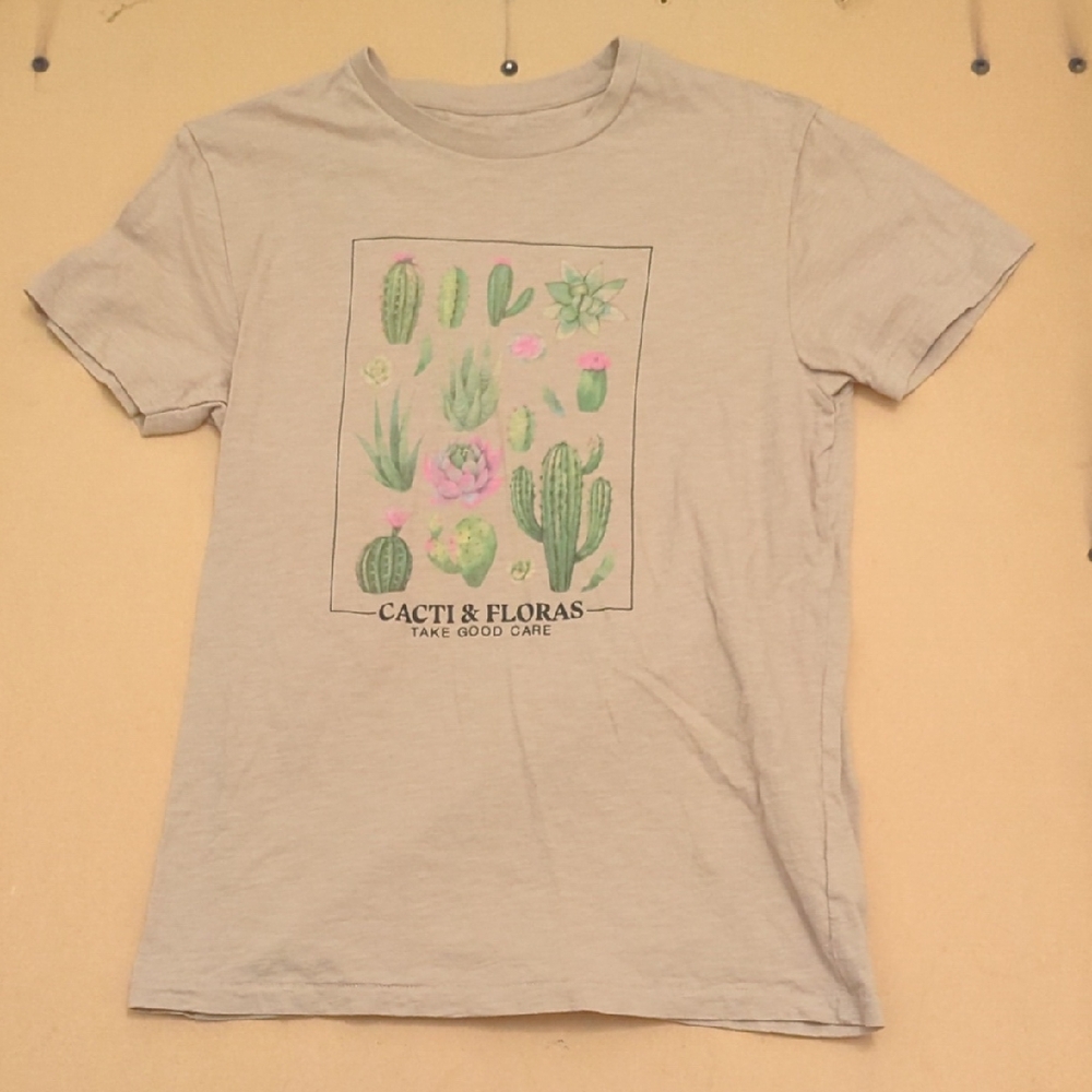 Cacti & Floras Graphic T-Shirt